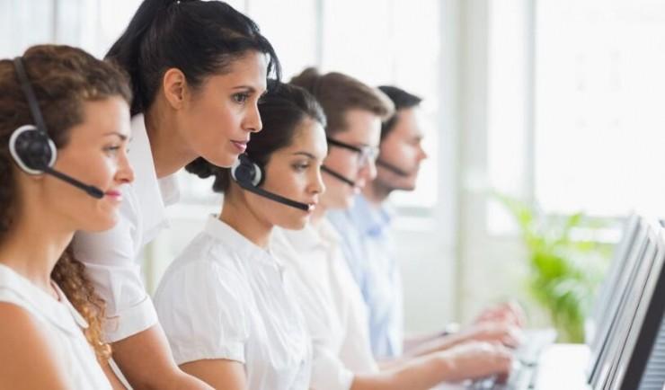 成都游戏公司客服有外包